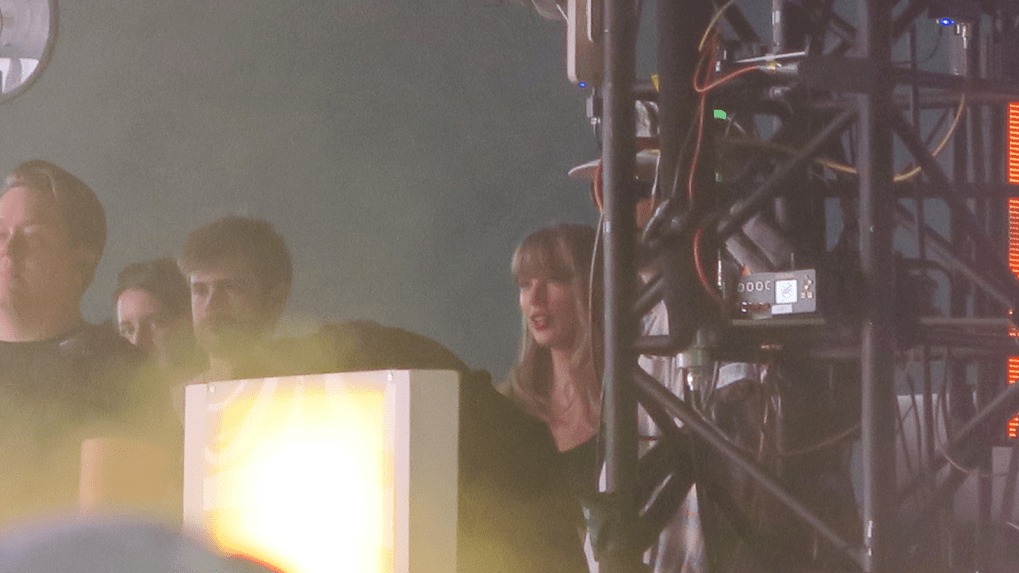 Coachella 2024: [Video] Taylor Swift and Travis Kelce take in sets by ...