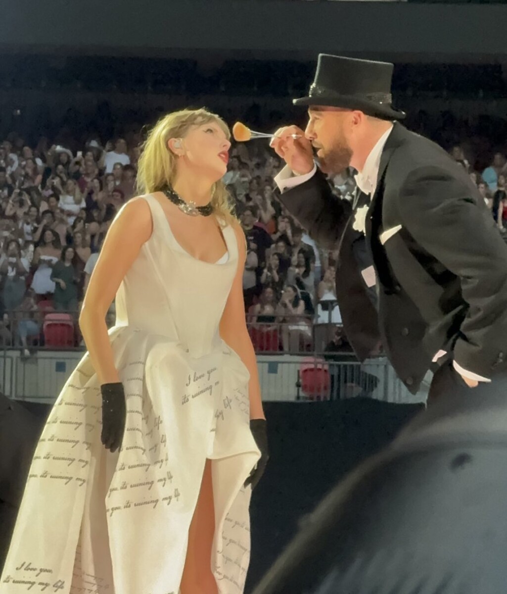 Taylor Swift reveals the perfect moment for Travis Kelce to join her on stage, and he succeeded after just one rehearsal… hinting at more surprise appearances to come.